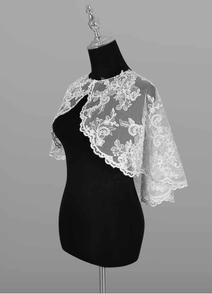 Dwolves Hephzibah Lace Tulle Wrap Dwolves Hephzibah Lace Tulle Wrap