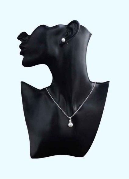 Elegant Pearl Drop Jewelry Set Elegant Pearl Drop Jewelry Set