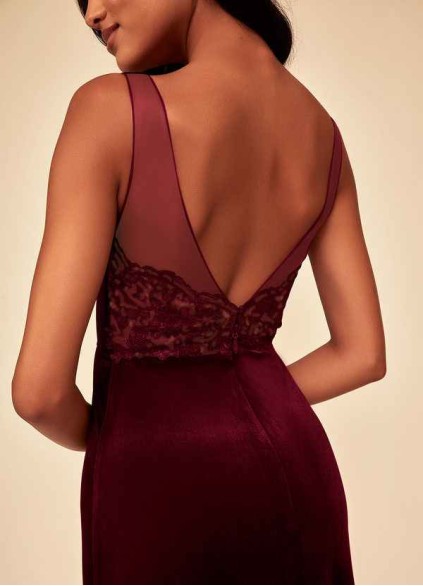 Dwolves Verona Velvet Dress Dwolves Verona Velvet Dress