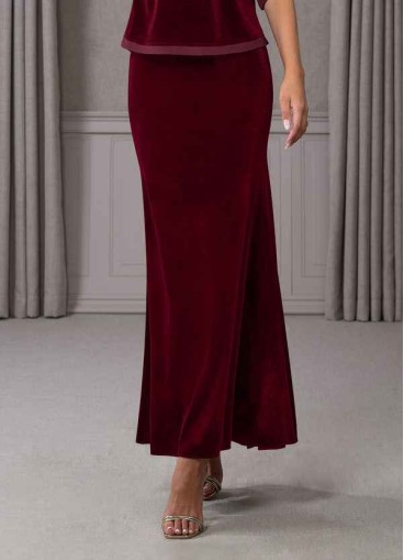 Dwolves Zana Velvet Skirt
 ( Final Sale )