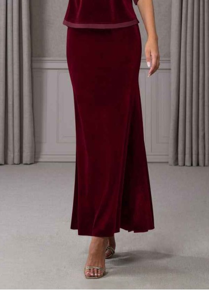 Dwolves Zana Velvet Skirt
 ( Final Sale )