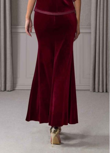 Dwolves Zana Velvet Skirt
 ( Final Sale )
