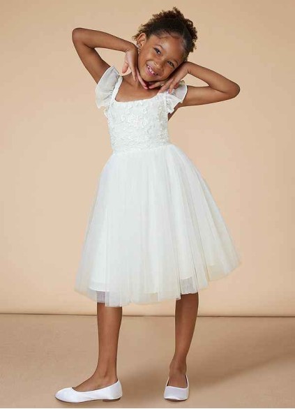 Dwolves Amely Flower Girl Dress Dwolves Amely Flower Girl Dress
