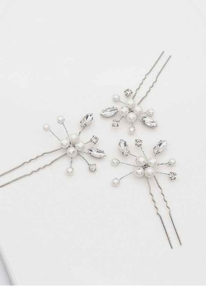 Pearl and Crystal Cluster Comb Set Pearl and Crystal Cluster Comb Set
